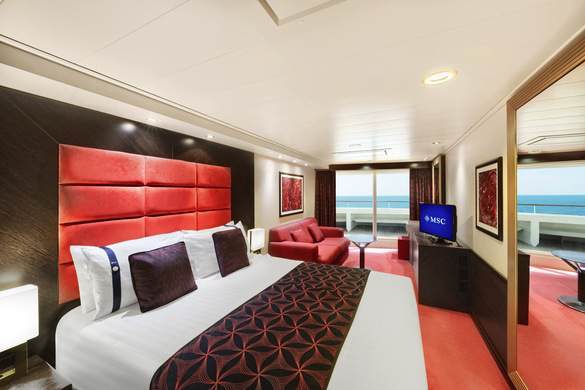 MSC Cruises MSC Divina Junior Suite Aurea with Sealed Window - Credit - MSC Rights - Ivan Sarfatti 1.jpg